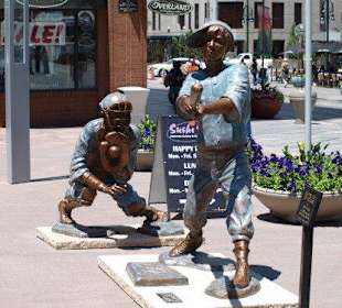 Skulpturen an der 16th Mall Street