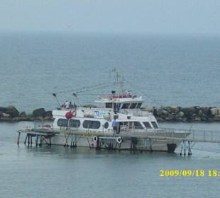 Ein Bootsausflug vom Strand nach Rimini