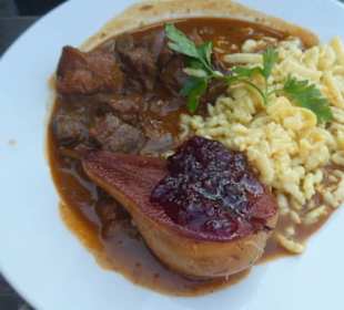 Adam Bräu: zum Abendessen im Biergarten