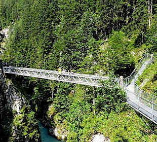 Europabrücke über der Klamm