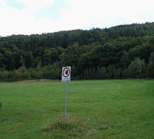 Am Rande des Truppenübungsplatzes