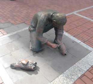 Spaziergang an der Strandpromenade Las Canteras