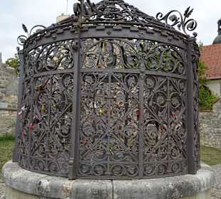 Kindlesbrunnen Schloss Hellenstein