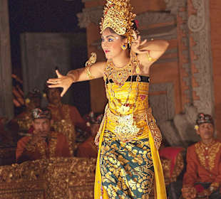 Ubud-tradycyjny taniec