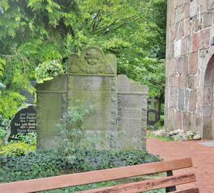 St.-Johannes / alter Friedhof