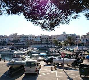 Hafen von Cala Ratjada