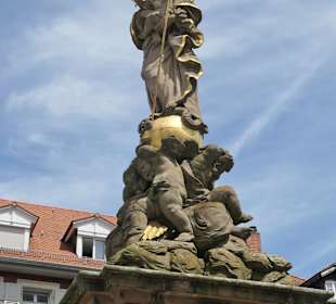 Maria auf dem Muttergottesbrunnen am Kornmarkt