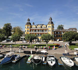 Das bekannte Schloß am Wörthersee