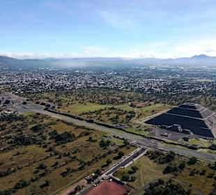 Ballonfahrt über Teotihuacan