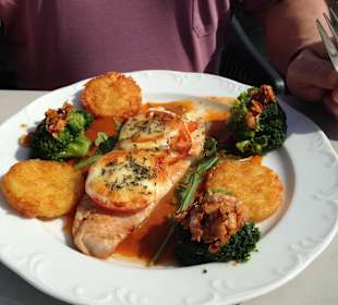 Putensteak mit Tomate-Mozarella