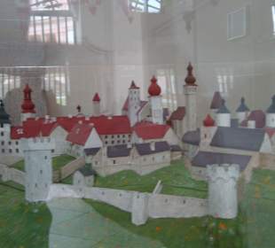 Modell des frühgotischen Stiftes