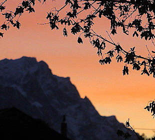 Abendstimmung an der Zugspitze bei Föhn