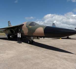 Im Flugzeug und Hubschaubermuseum