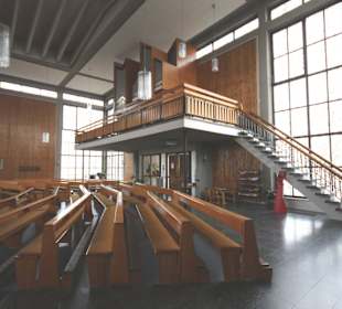 Blick auf die Orgelempore