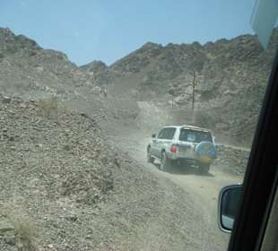Auf dem Weg zu den Hatta-Pools im Gebirge