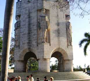 Santa Ifigénia Friedhof
