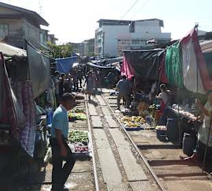 Talad Room Hoob "Schirme zurück Markt"