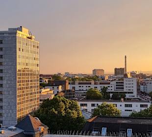 Moderne Bauten alles da