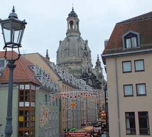 Weihnachtsmarkt an der Frauenkirche