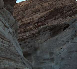 Il Mosaic Canyon Trail