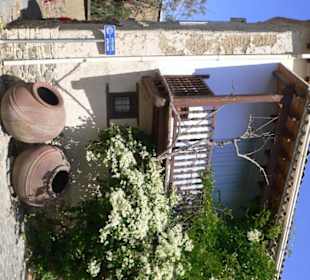 Weingefässe aus früheren Zeiten