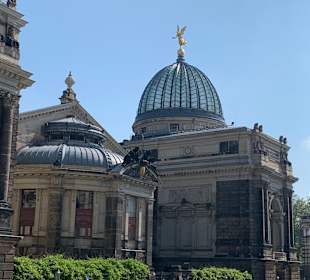 Stadtrundfahrt Dresden