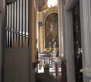 Katholische Hofkirche