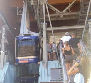 Eine der zwei Gondeln der Seilbahn