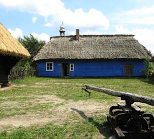 Skansen w Maurzycach