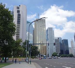 Vorbei an die Skyline