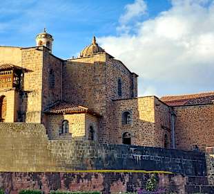 Iglesia y Convento Santo Domingo Qorikancha
