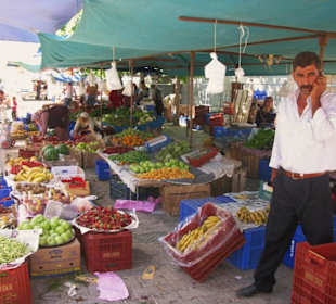Auf dem Bauernmarkt