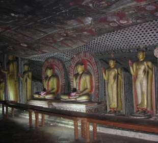 Höhlen von Dambulla