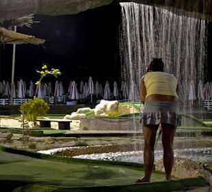 Minigolf auf der Promenade