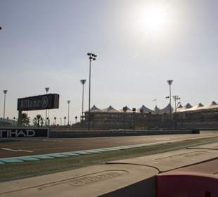 Einfahrt Start-Ziel-Gerade