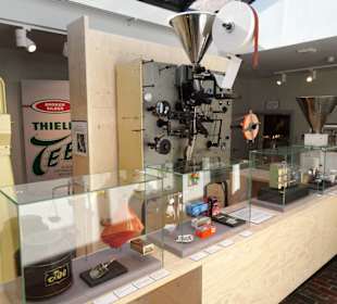 Teebeutel-Konfektionierung im Teemuseum