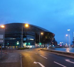 Cardiff Bay - The Wales Millennium Centre