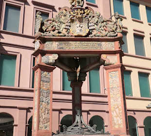 Der historische Marktbrunnen von Mainz