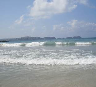 Sauberer schöner Strand