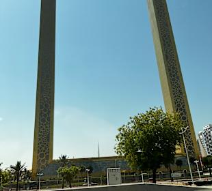 The Dubai Frame