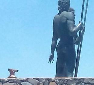 Bronzestatuen von Ayose und Guize 