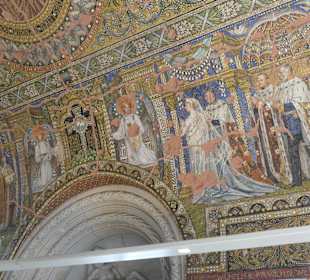 Mosaikarbeit im Turm der alten Gedächtniskirche