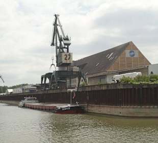 Große Kölner Hafenrundfahrt