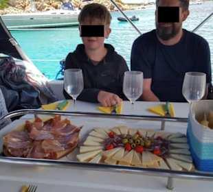 Der erste Gang des Mittagessens