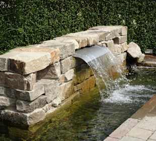 Rundgang durch den Park der Gärten