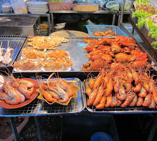 Essen auf dem Night Market