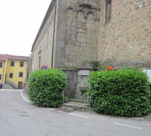 Der schöne Ort Benabbio