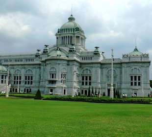 Die Atana Samakom Throne Hall im Dusit Park