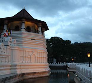 Abendstimmung am Zahntempel