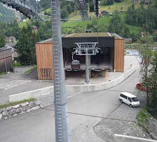 Modern - Schön Talstation